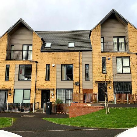 Sheffield City Centre , Free Wifi & Parking - Private Room - Shared House Esterno foto