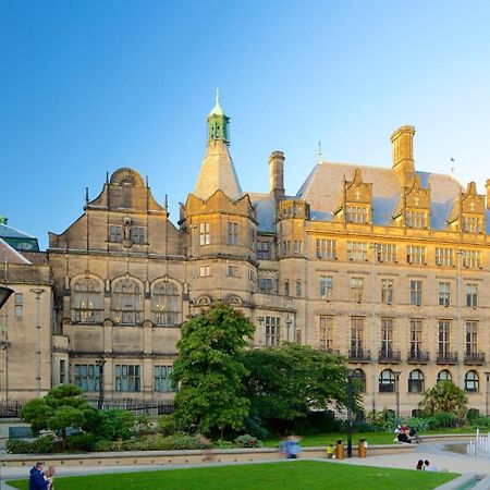 Sheffield City Centre , Free Wifi & Parking - Private Room - Shared House Esterno foto